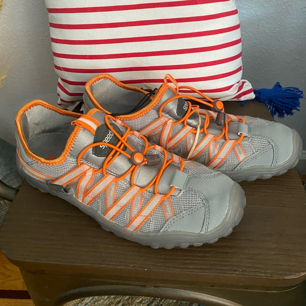 Men speedo shoes